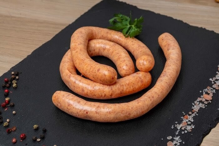 chipolata_de_poulet_bio_issu_d_une_ferme_locale_______28_02